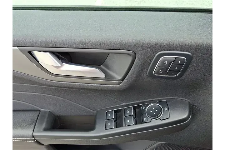 $26995 : Ford Escape 2024 AWD Active image 2