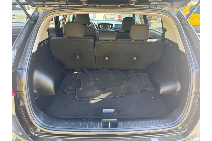 $8989 : 2017 Sportage LX image 10