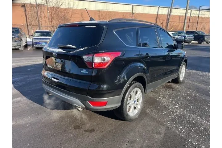 $11572 : Ford Escape 2018 AWD SE 4dr image 5