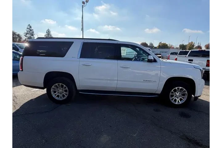 $29500 : GMC Yukon XL 2019 4x2 SLT 4d image 6