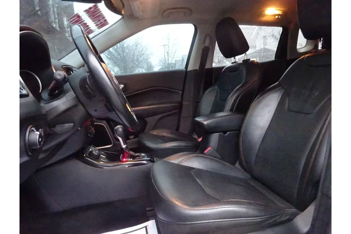 $10900 : 2019 Compass Limited 4x4 image 7