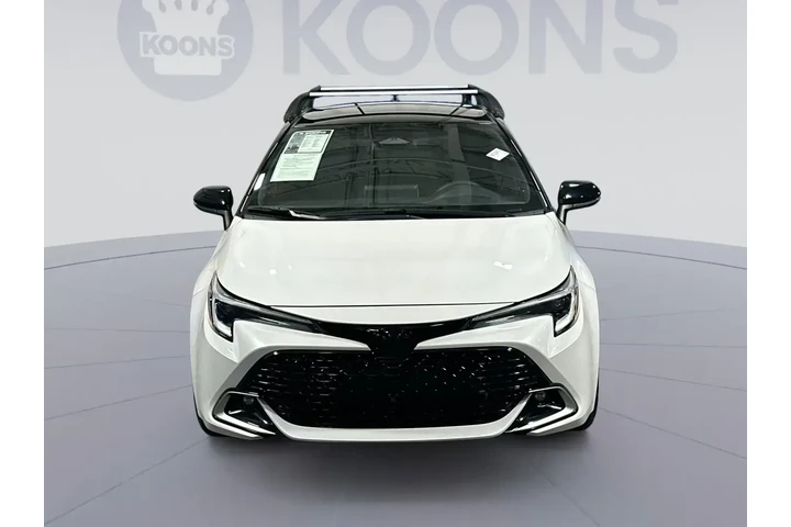 $24877 : Toyota Corolla Hatchback 202 image 8