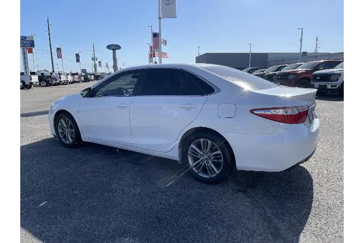 $12981 : Toyota Camry 2015 LE 4dr Sed image 3