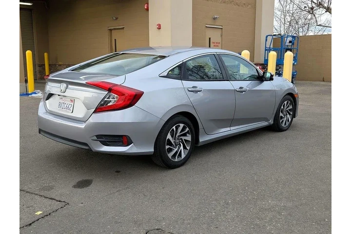 $15998 : Honda Civic 2016 EX 4dr Seda image 5