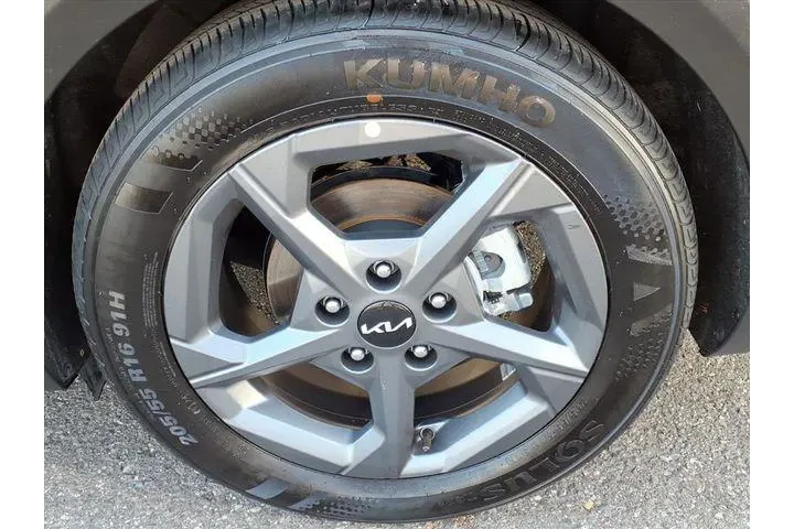 $21789 : Kia K4 2025 LXS 4dr Sedan image 7