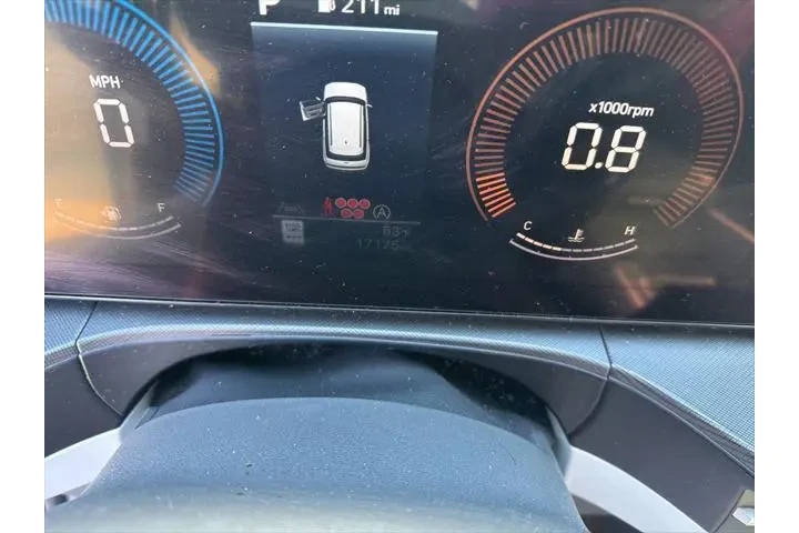 $30331 : Hyundai SANTA FE 2025 SE 4dr image 8