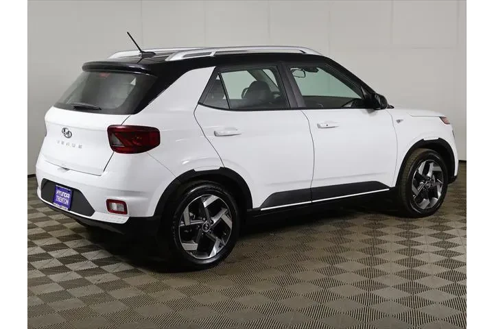 $20890 : Hyundai VENUE 2025 Limited 4 image 9
