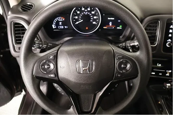 $20901 : Honda HR-V 2020 EX 4dr Cross image 3