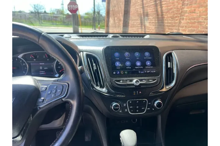 $21999 : 2022 Equinox RS image 5