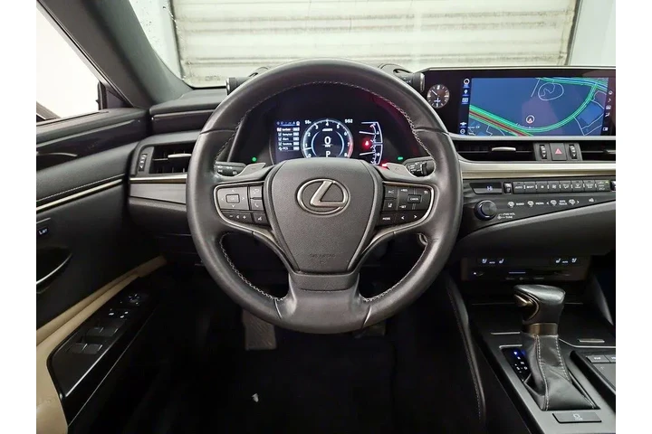 $28998 : Lexus ES 350 2019 F SPORT 4d image 10
