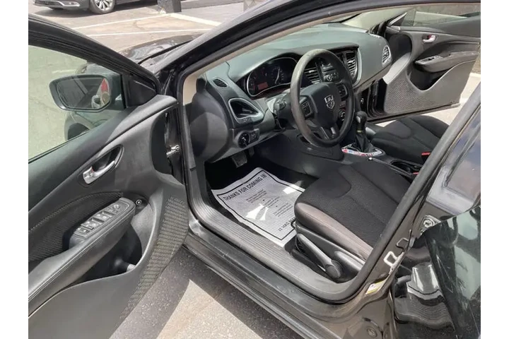 2014 Dart SE image 6