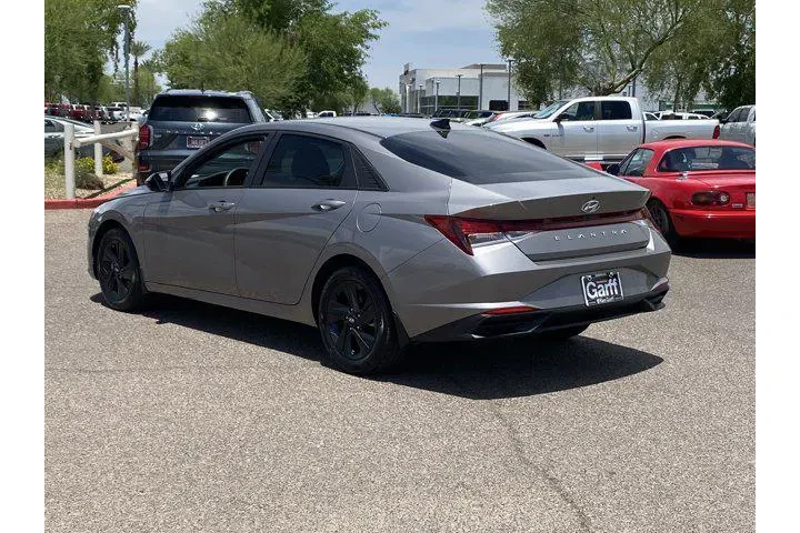 $16632 : Hyundai ELANTRA 2023 SEL 4dr image 5
