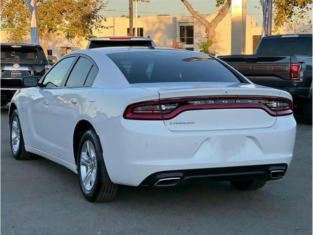 2021 Dodge Charger image 3
