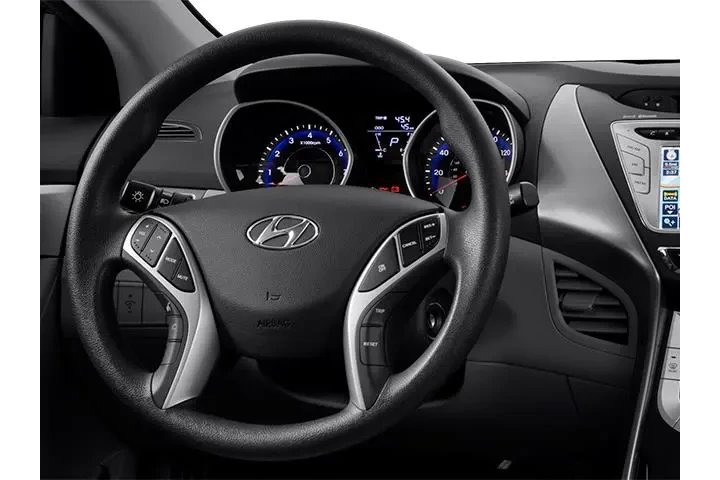 $9416 : Hyundai ELANTRA 2013 GLS 4dr image 6
