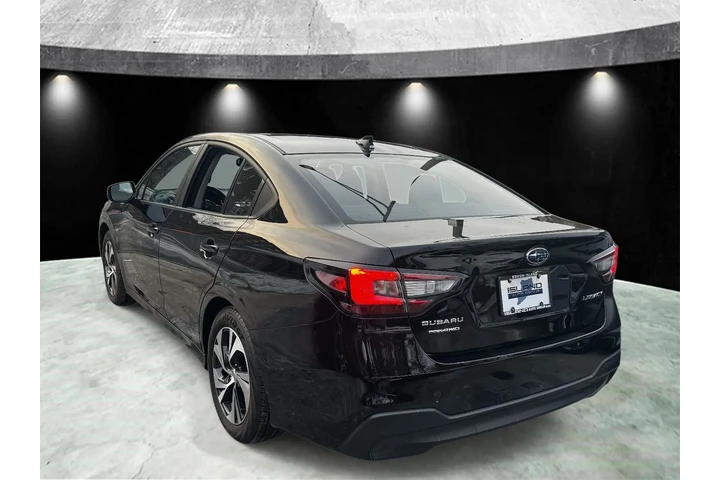 $20985 : Subaru Legacy 2025 AWD Base image 4