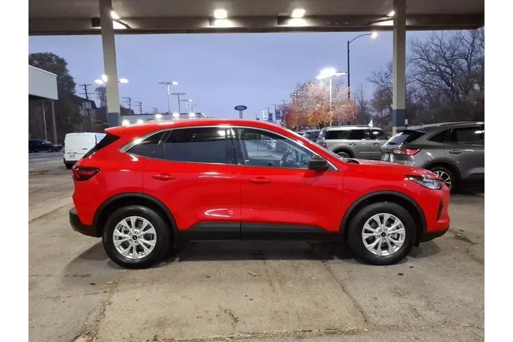 $22981 : Ford Escape 2024 AWD Active image 2