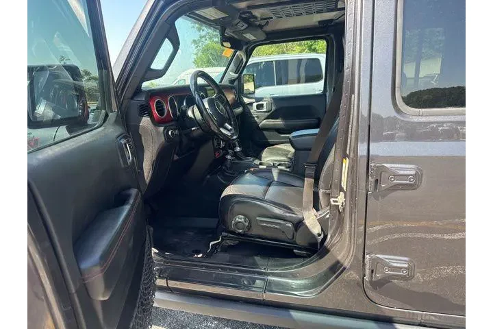 $31490 : Jeep Gladiator 2020 4x4 Laun image 9