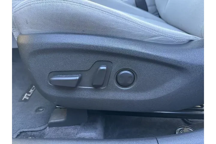 $14258 : Hyundai TUCSON 2017 Eco 4dr image 9