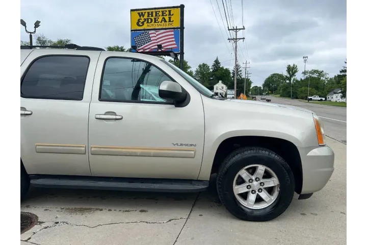 $6995 : 2013 GMC Yukon SLT image 4