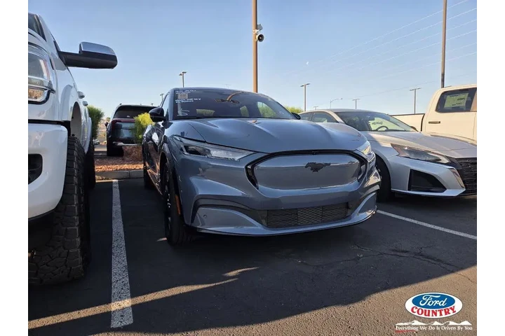 $33995 : Ford Mustang Mach-E 2023 Pre image 1