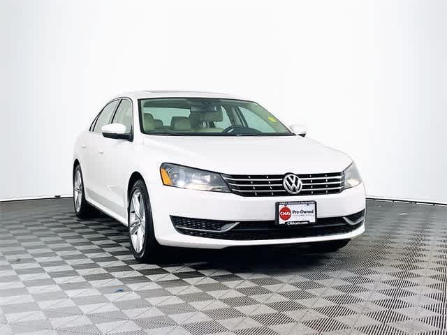 $9565 : PRE-OWNED 2014 VOLKSWAGEN PAS image 1