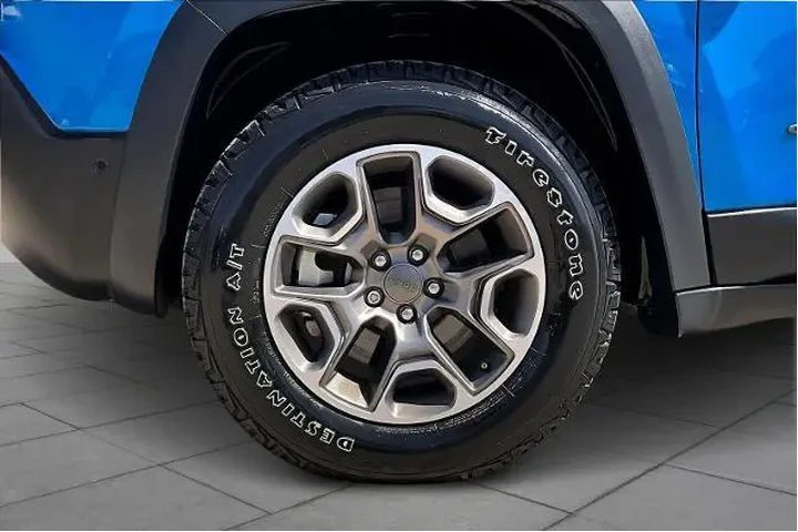 $23617 : Jeep Cherokee 2021 4x4 Trail image 10