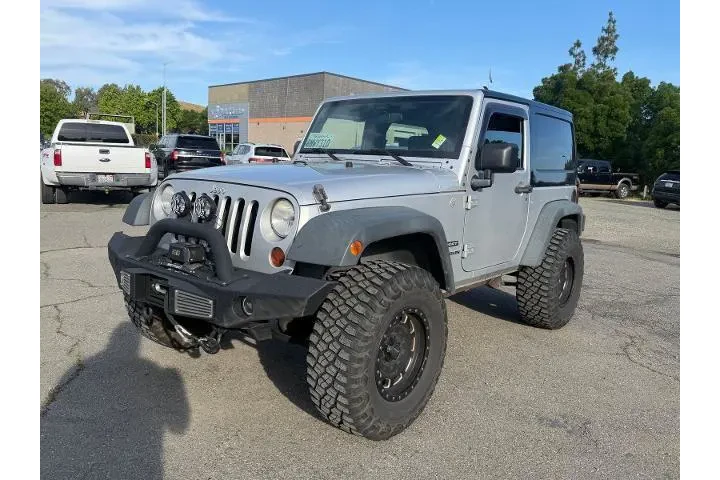 $13500 : Jeep Wrangler 2010 4x4 Sport image 1