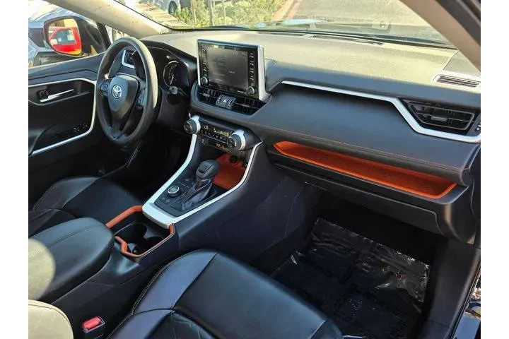 $23300 : Toyota RAV4 2019 AWD Adventu image 9