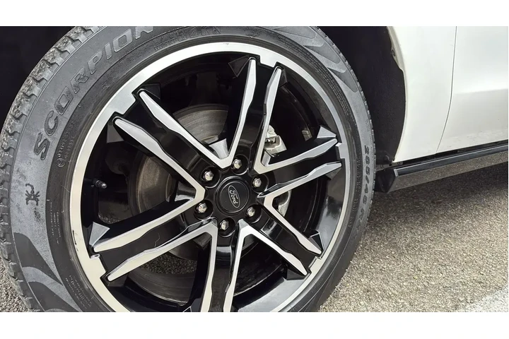 $37489 : Ford Expedition 2021 4x2 Lim image 7