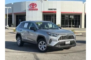 Toyota RAV4 2025 LE 4dr SUV en Los Angeles