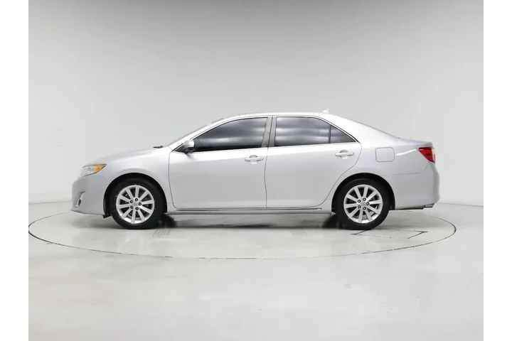 $17998 : Toyota Camry 2014 XLE V6 4dr image 3