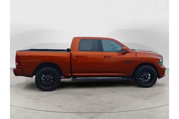 $18961 : Ram 1500 2017 4x4 Sport 4dr image 6