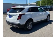 $25722 : Cadillac XT5 2022 Premium Lu thumbnail