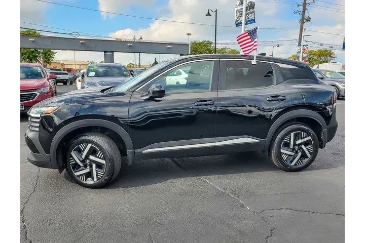 $26895 : Nissan Kicks 2025 SV 4dr Cro image 5