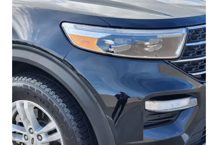 $26309 : Ford Explorer 2023 AWD XLT 4 image 9