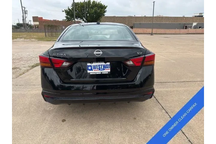 $19987 : Nissan Altima 2024 2.5 SV 4d image 5