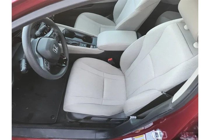 $23000 : Honda Accord 2024 LX 4dr Sed image 5