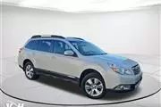 Pre-Owned 2011 Outback 3.6R L en Milwaukee