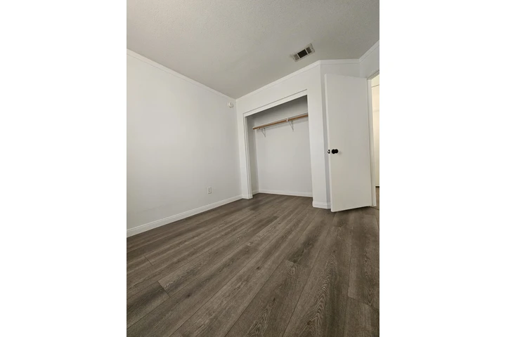 $800 : Recamara De Renta image 2