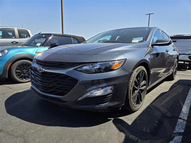 $19391 : Pre-Owned 2021 Malibu LT image 2