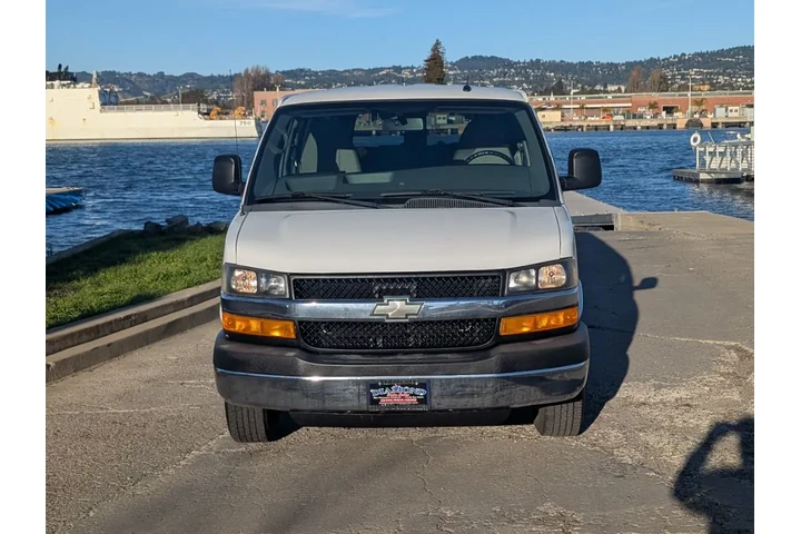 $20988 : 2013 Express Passenger LT image 3