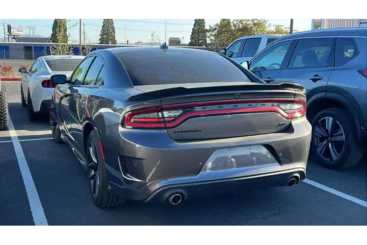 $29984 : Dodge Charger 2021 GT 4dr Se image 3