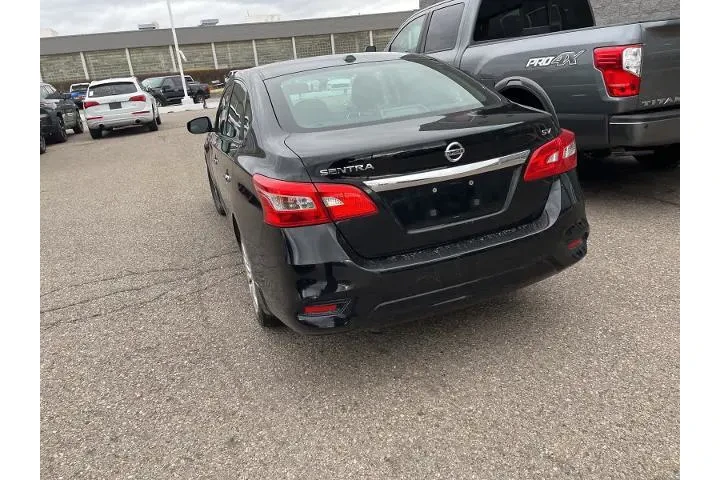 $8900 : Nissan Sentra 2017 S 4dr Sed image 10