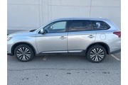 $15998 : Mitsubishi Outlander 2019 AW thumbnail
