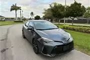 Toyota corolla 2019 en Hialeah