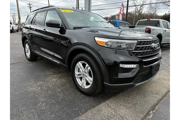 $33988 : Ford Explorer 2024 XLT 4dr S image 3