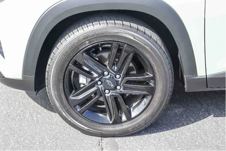 $20995 : Chevrolet Trax 2025 ACTIV 4d image 9