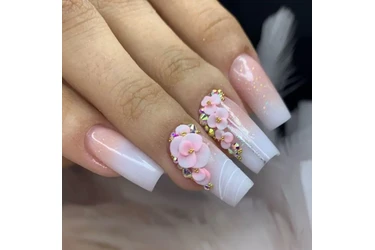 INSTRUCTORA(e)S CURSOS BELLEZA en Los Angeles