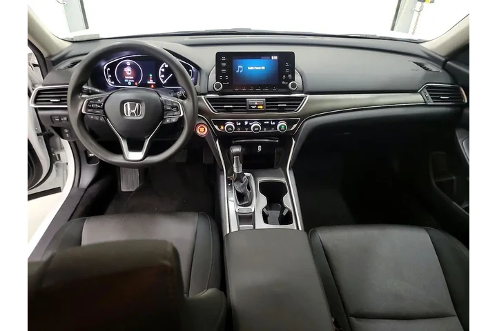 $21998 : Honda Accord 2020 LX 4dr Sed image 9