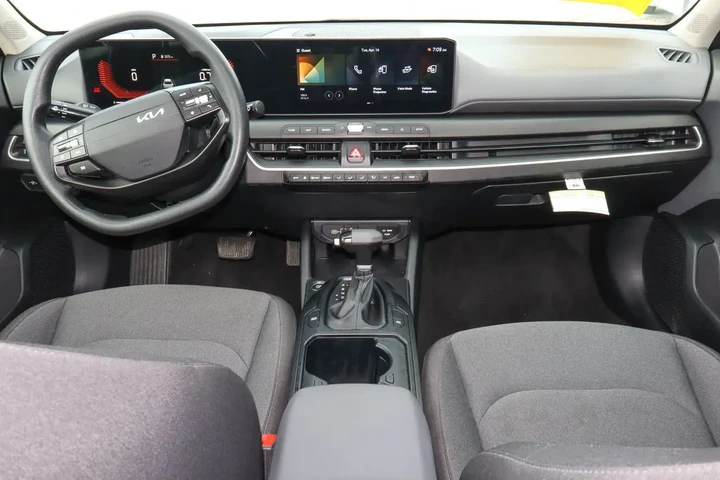 $20788 : 2025 K4 LXS FWD image 10